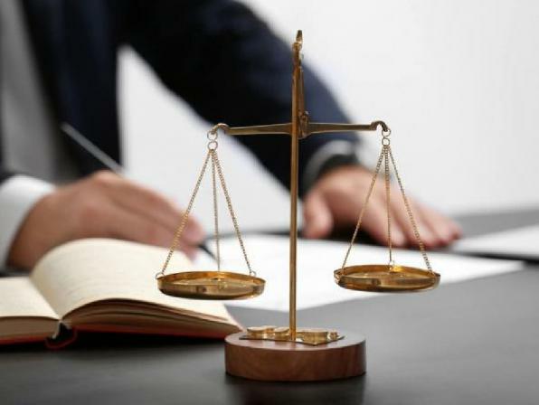 بهترین قیمت وکیل مالیاتی شیراز